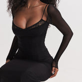 Robe mi-longue noire fendue avec corset à manches longues et armatures en maille